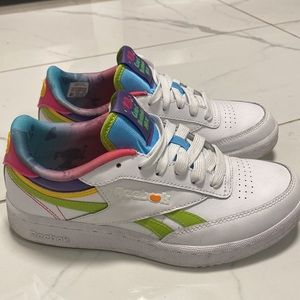 Reebok Sneakers